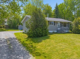 56 Villa Dr, Hampton, NB E5N 5G7