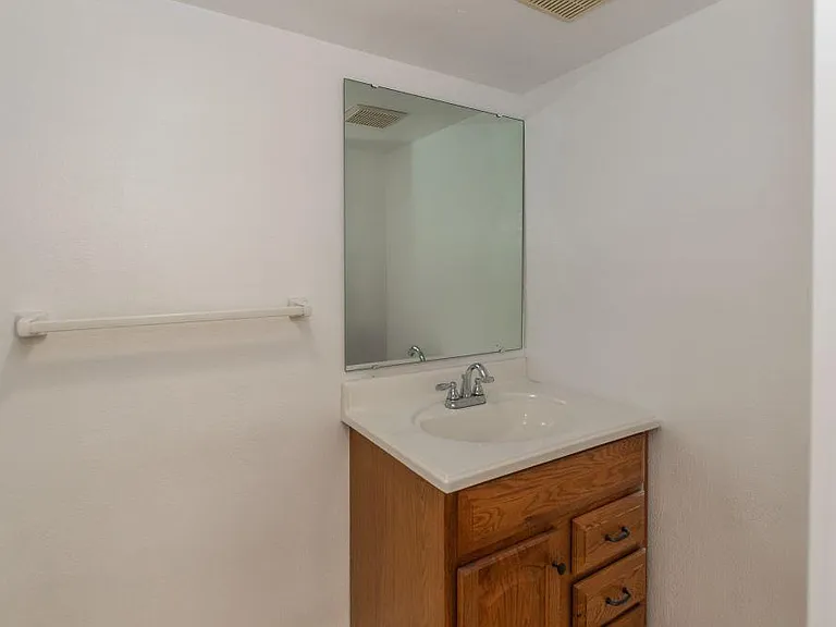 1605 Cool Creek Dr — Photo 16