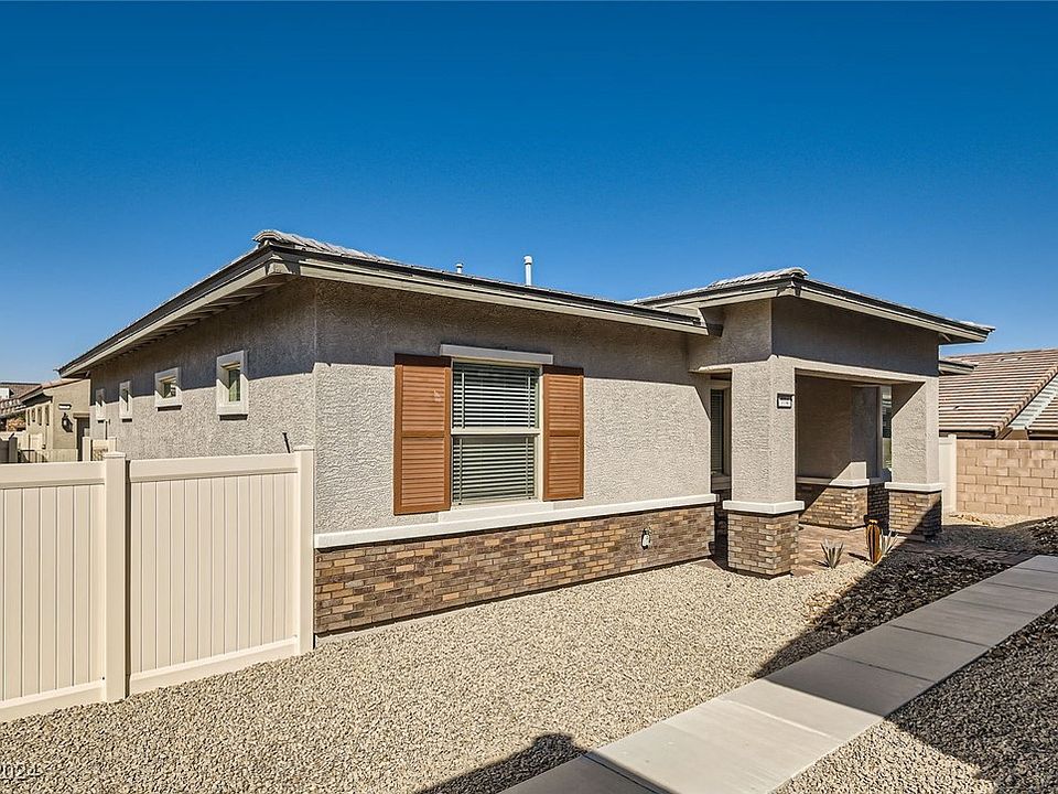 1st image of 774 Willow Oasis St
