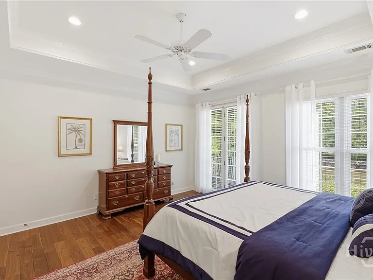 Palm Grove Ct — Photo 16
