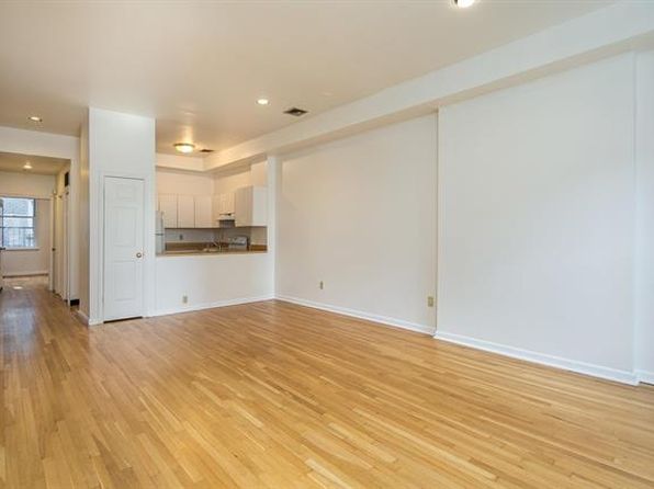 300 Hudson St APT 8
