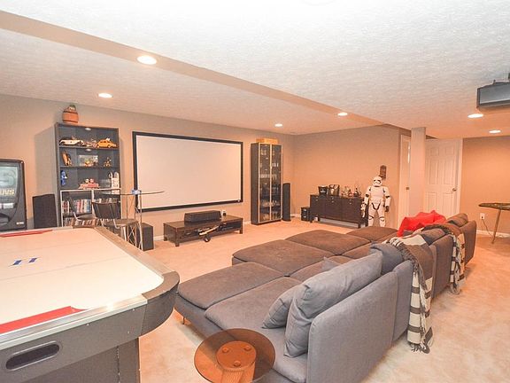 4th image of 5903 Dawson Dr