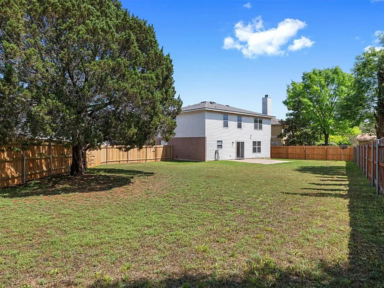 1809 Vanderhill Cv — Photo 40