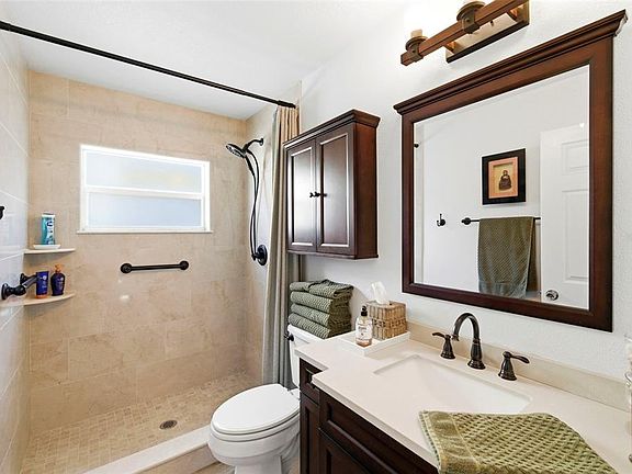 5th image of 5226 Saltamonte Dr