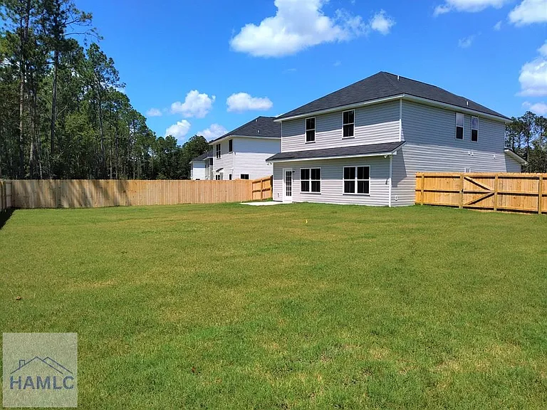 126 Ironwood Dr — Photo 2