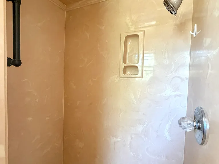 115 Crestwood Dr — Photo 22