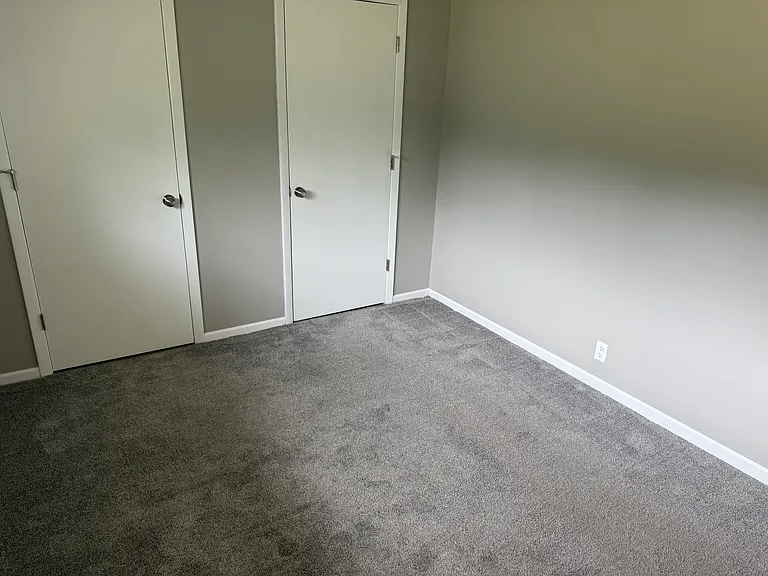 679 McKinley Ave — Photo 16