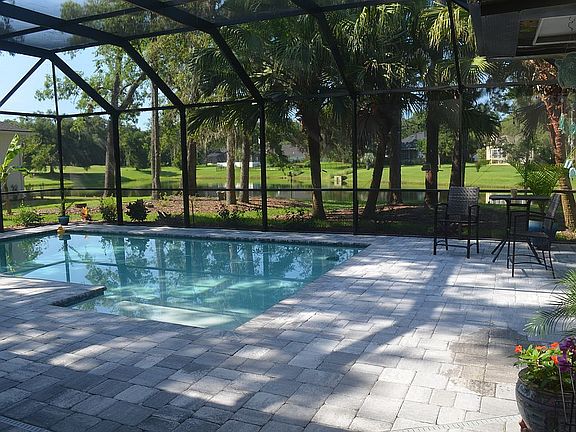 3rd image of 1819 Shoal Creek Cir