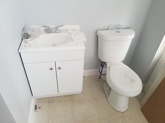 5th image of 1501 W Erie Ave APT 2