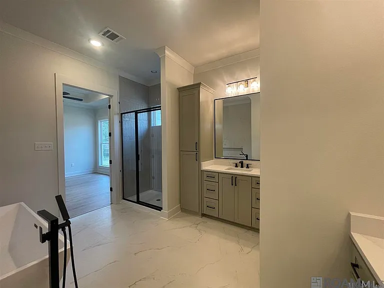 1119 Camellia Way — Photo 12