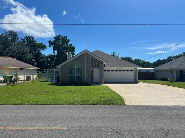 388 Rosewood St, Mary Esther, FL 32569