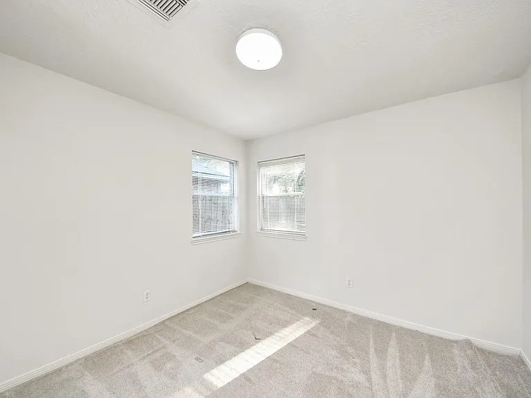 3611 Bee Bayou Ln — Photo 20