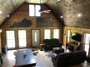 320 Damon Ln, Columbia, KY 42728