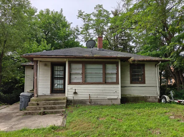 5925 Forest Ave, Gary, IN 46403