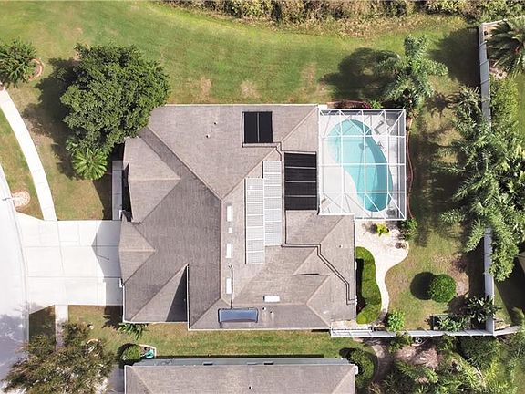 2nd image of 21652 Cormorant Cove Dr