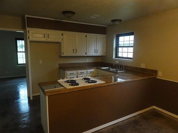 2nd image of 1217 Guinn Ln