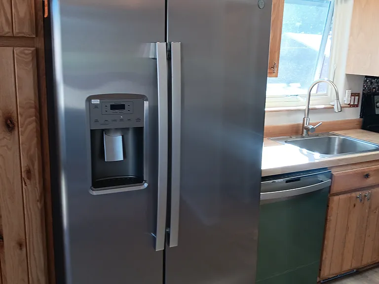 All new appliances!