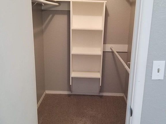 4th image of 4601 Brookdale Dr