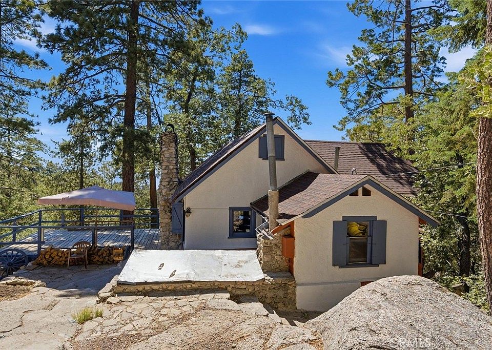 1st image of 24759 Schaffer Dr