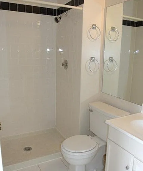 271 Middlebury Ct #D2 — Photo 1