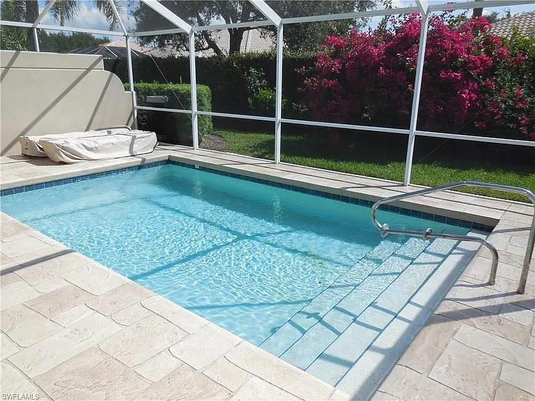 4238 Redonda Ln — Photo 24