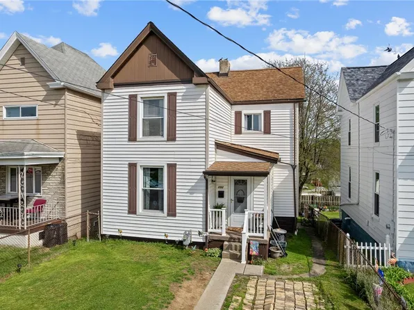 192 Lawrence Ave, Washington, PA 15301