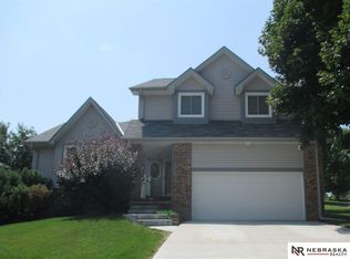 2513 Century Rd, Bellevue, NE 68123