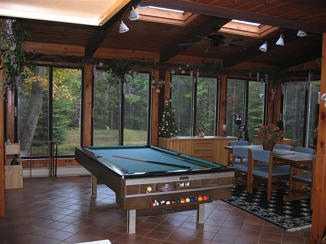 Dining Area w/ pool table