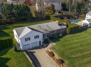 25 Windmill Ln, Arlington, MA 02474