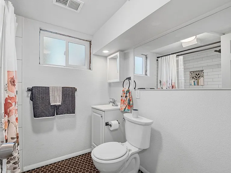 173 E Panama Dr — Photo 21