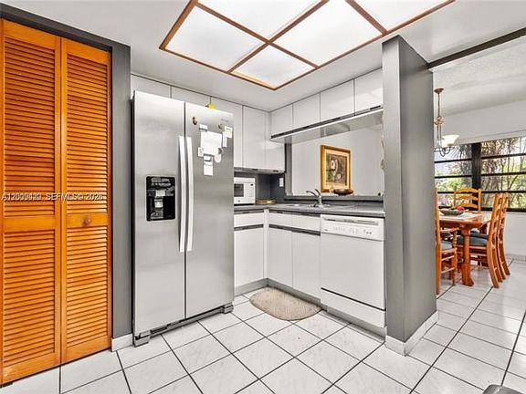 5th image of 12518 SW 94th Ter