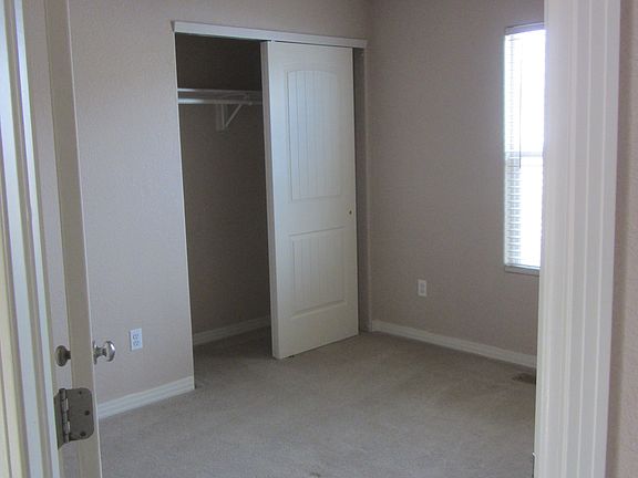 5th image of 3218 Laguna Ct