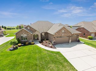 12565 Thornberry Dr, Lemont, IL 60439