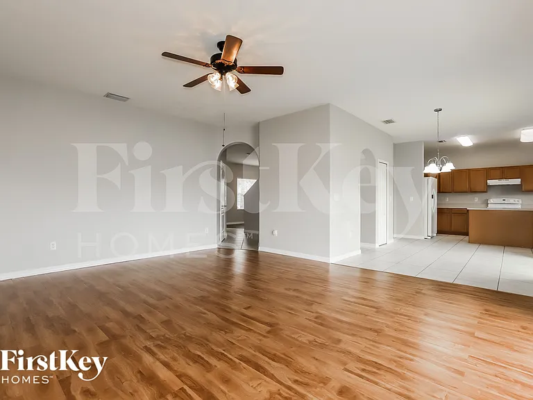 10614 Shady Branch Dr — Photo 5
