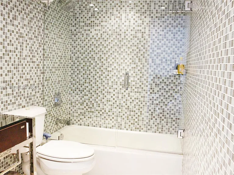 1980 S Ocean Dr #8N — Photo 17