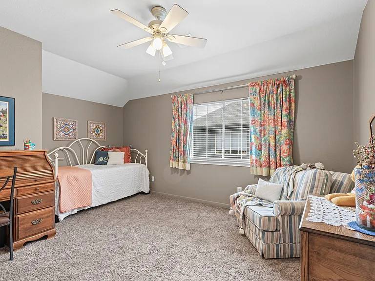 1475 Applewood Dr — Photo 22