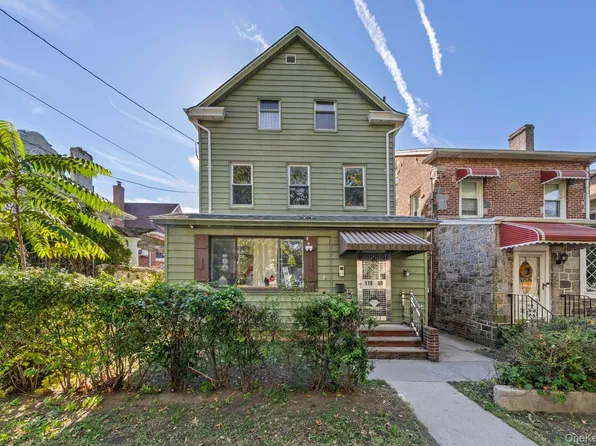 118-08 14th Avenue, College Point, NY 11356