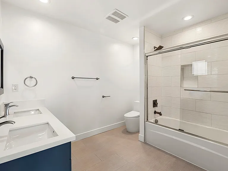 2414 S West View St #2416.5 — Photo 44