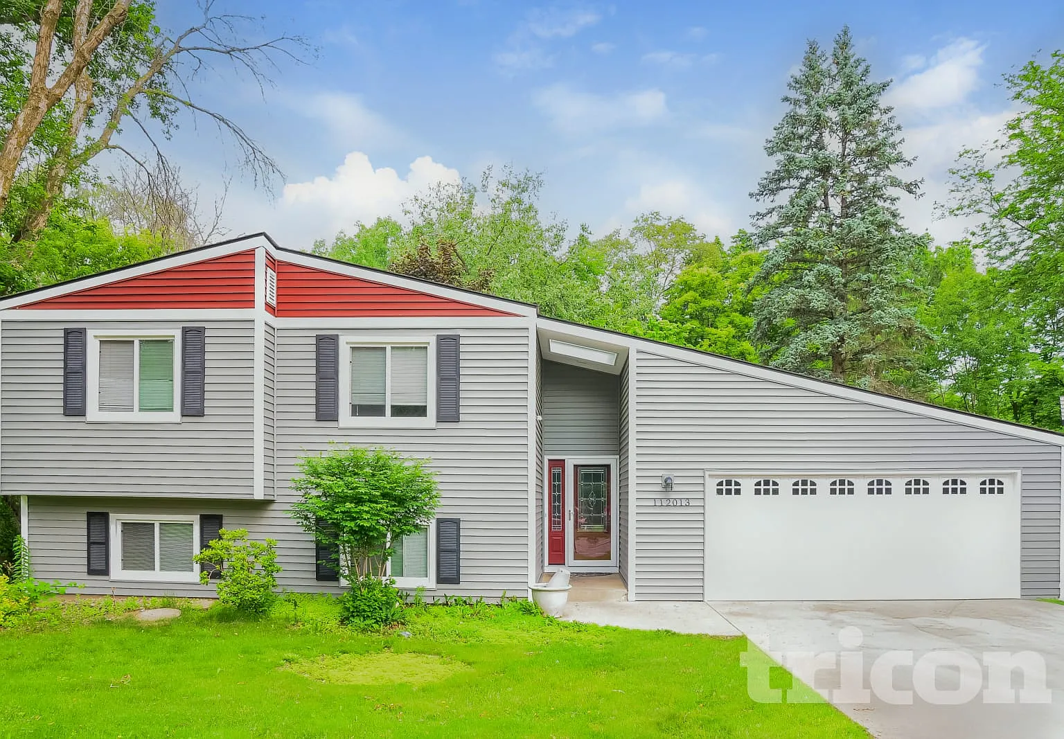 112013 Warner Circle Chaska MN — Photo 1