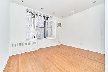Rented by Living New York