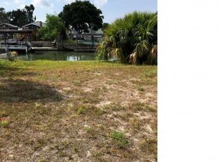 271 Randle Ave, Oak Hill, FL 32759