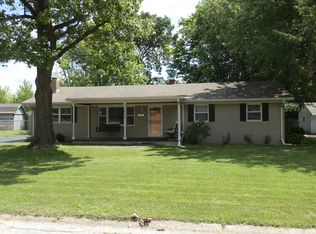 711 E Fairview Dr, Greenwood, IN 46142