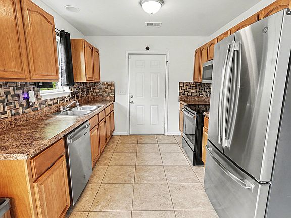 2nd image of 4464 Winchester Hills Way