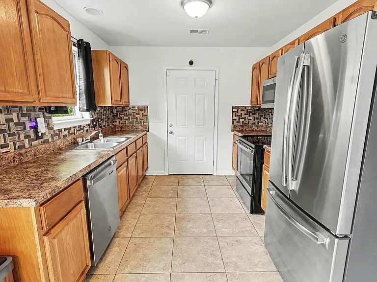 4464 Winchester Hills Way — Photo 2