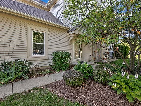 2nd image of 1231 Tennyson Ln #0