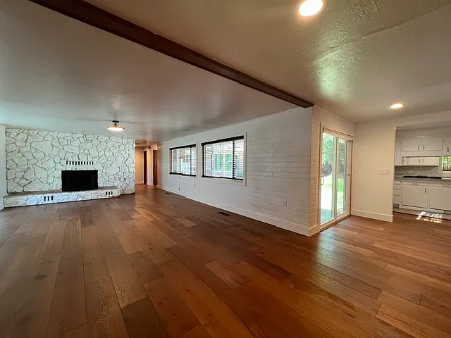 1157 East Ave — Photo 2