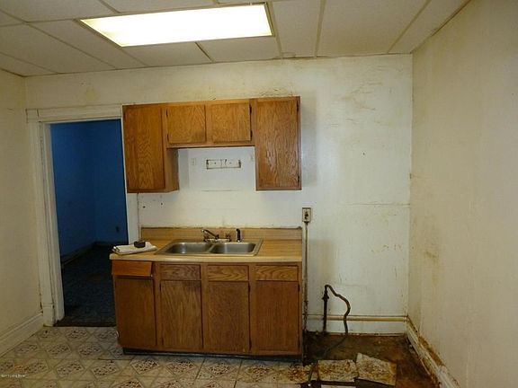 519 Heywood Ave - Interior 5