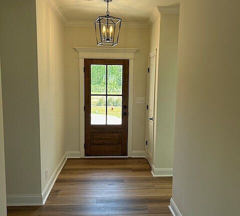 2nd image of 124 Camden Trce