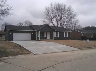 403 N Eden Way, Waldron, IN 46182