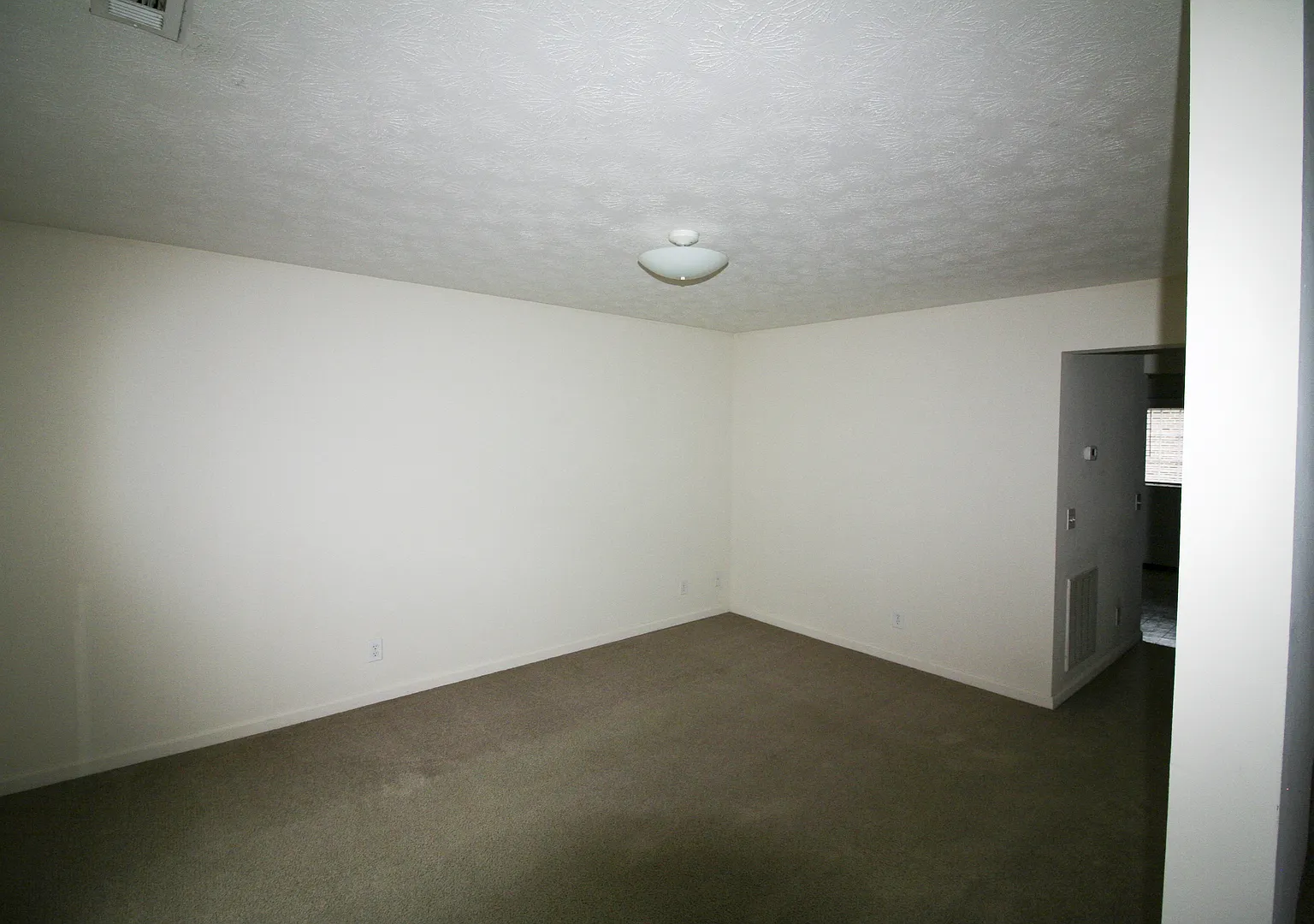 Stonewood — Photo 1
